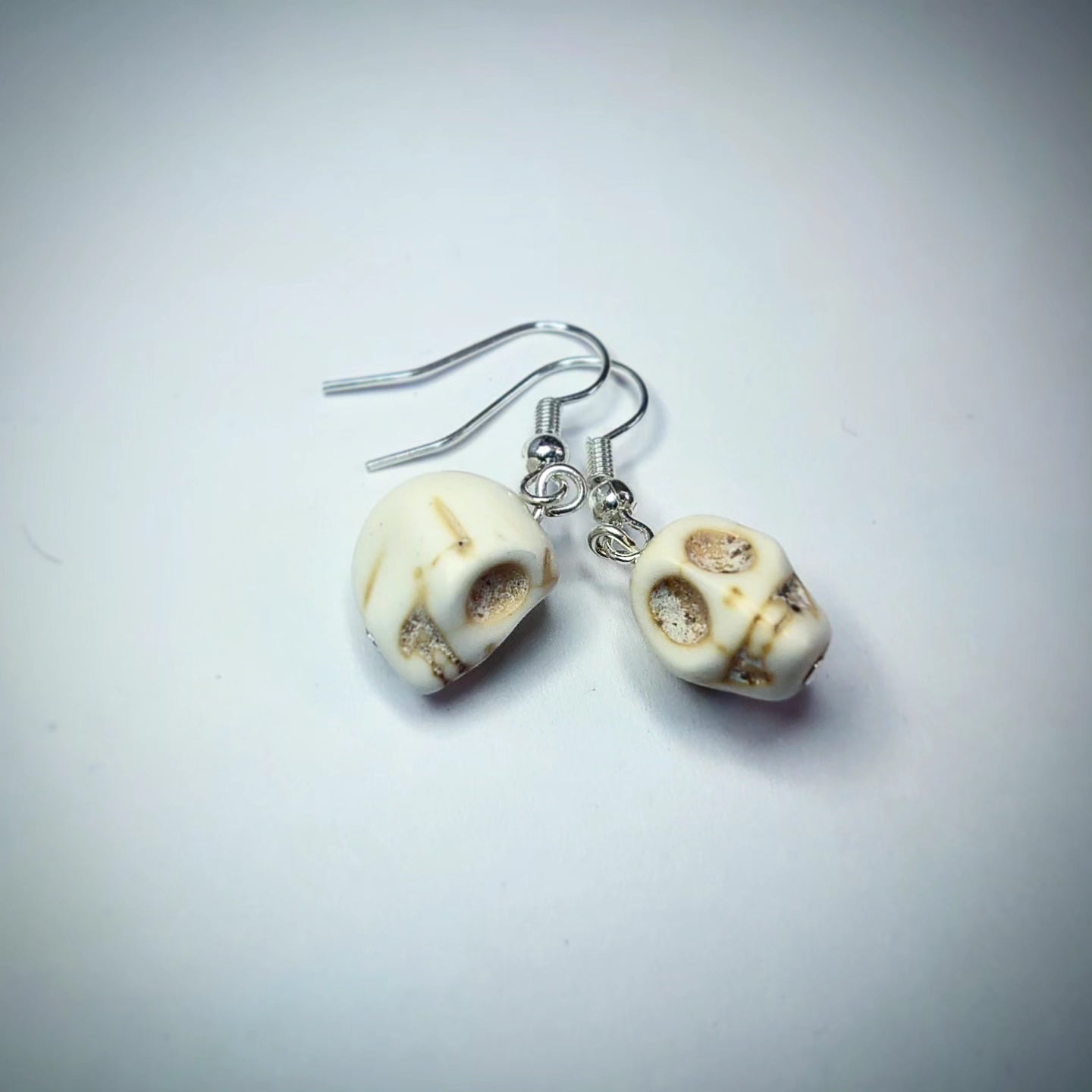 Dangling Skulls